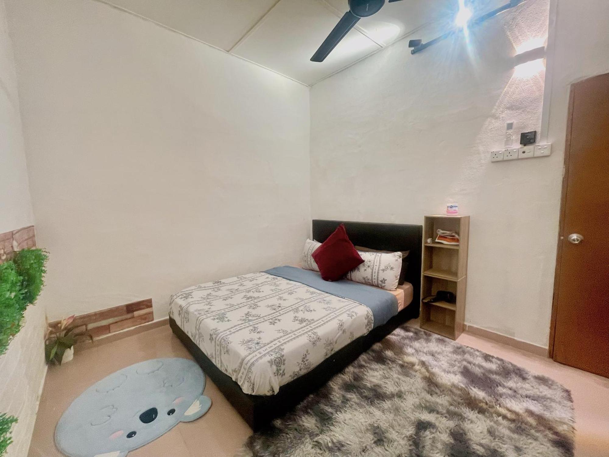 Cozy 255 Entire 3 Bedroom House At Alma บูกิต เมอร์ตาจัม ภายนอก รูปภาพ
